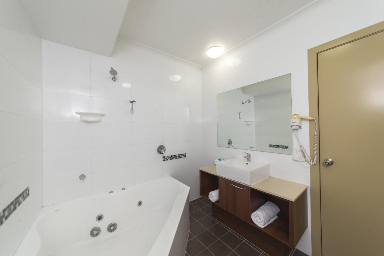 Rocky Resort Motor Inn Rockhampton Extérieur photo